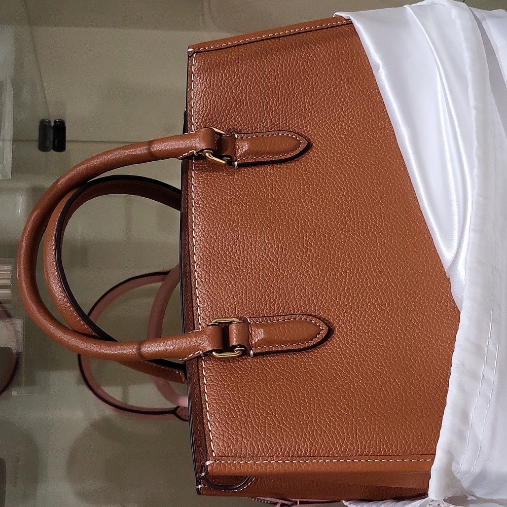 New! 🔥 Brooke Carryall 28, Size Medium [Only 1  left!] - Picture 8 of 12